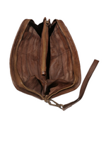 Portafoglio in Pelle Sauvage Morbida con Manico Borchie effetto Vintage