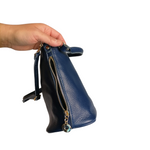 tracolla con due ciondoli decorativi