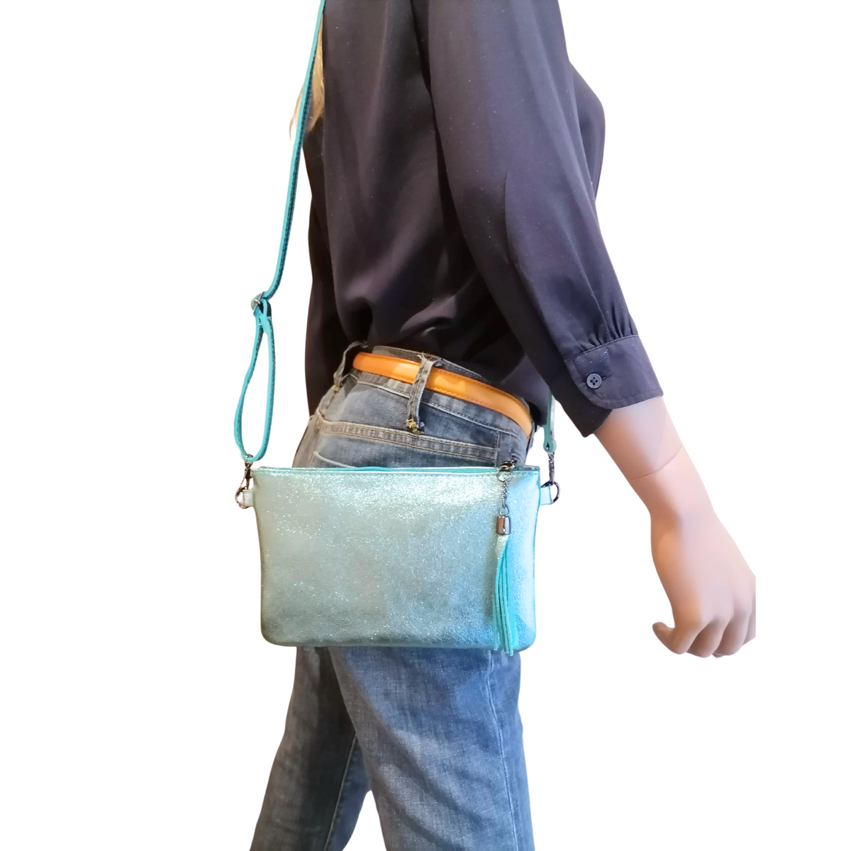 Bustina Tracolla con Frangia in Vera Pelle Metalizzata Made In Italy A222