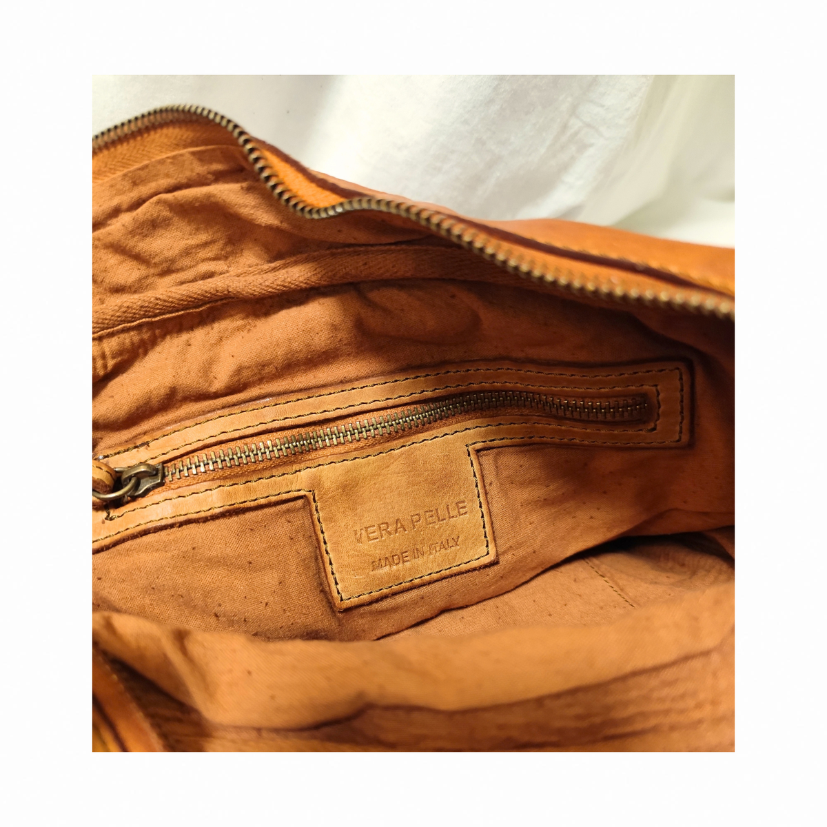 Borsa a Tracolla con Due Tasche in Vera Pelle Sauvage | Made in Italy| SS263