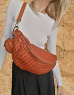 Marsupio L Unisex in Vera Pelle Sauvage Intrecciata Stile Vintage