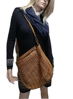 Borsa Hobo in Pelle Sauvage Intrecciata Stile Vintage
