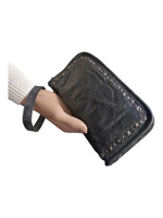 Portafoglio in Pelle Sauvage Morbida con Manico Borchie effetto Vintage