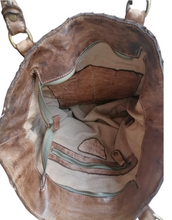 Carica l&#39;immagine nel visualizzatore di Gallery, Tote Bag con Tracolla in Pelle Intrecciata Sauvage Stile Vintage
