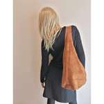 hobo_scamosciata_modella