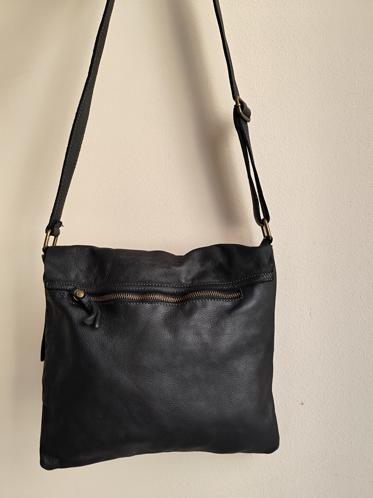 Messenger Bag in Pelle Sauvage Intrecciata Morbidissima Stile Vintage