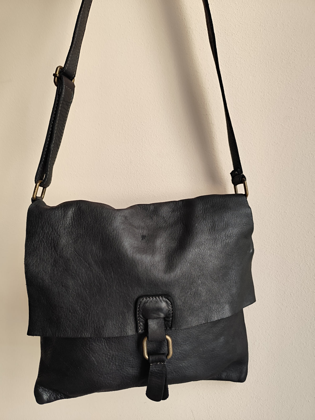 Messenger Bag in Pelle Sauvage Intrecciata Morbidissima Stile Vintage