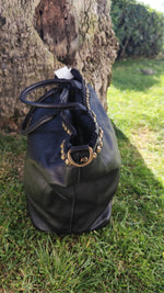 A metà prezzo! Borsa grande con Borchie in Vera Pelle Sauvage