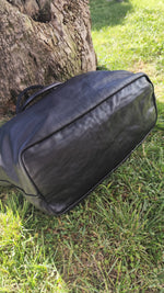 A metà prezzo! Borsa grande con Borchie in Vera Pelle Sauvage