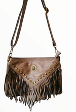 Tracolla con Borchie Turchese in Pelle Sauvage Vintage