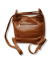 Carica l&#39;immagine nel visualizzatore di Gallery, Zaino/Borsa 2 way in Vera Pelle
