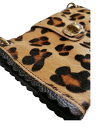 Pochette Fibbia in Pelle Cavallino