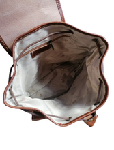 Carica l&#39;immagine nel visualizzatore di Gallery, Zaino 2 Tasche in Vero Cuoio Made in Italy
