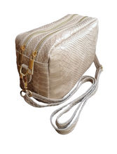 Carica l&#39;immagine nel visualizzatore di Gallery, Borsa Pochette Doppio zip con Tracolla MADE IN ITALY

